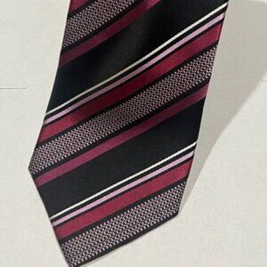 Men's Necktie Sean John 100% silk Pink Black Striped Tie